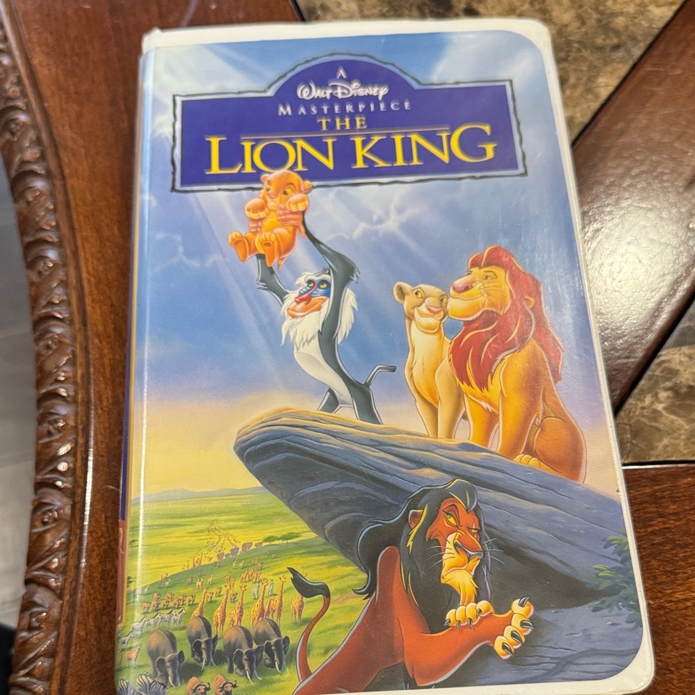 Disney Aladdin VHS with Vibrant Purple and Blue and Aladdin.